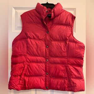 Lands End Women’s Down Puffer Vest Size XL 18-20 Red Nylon Insulated Button Up